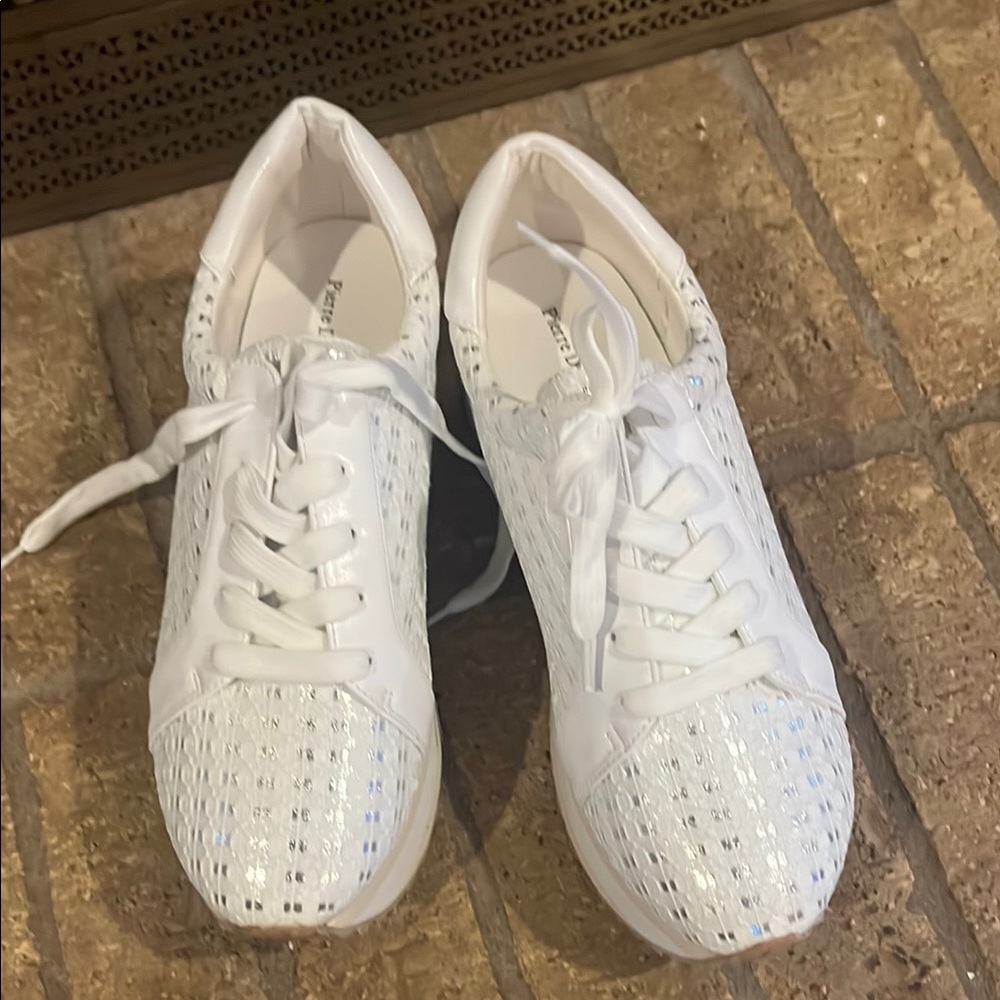 Pierre Dumas White Women's Sneakers